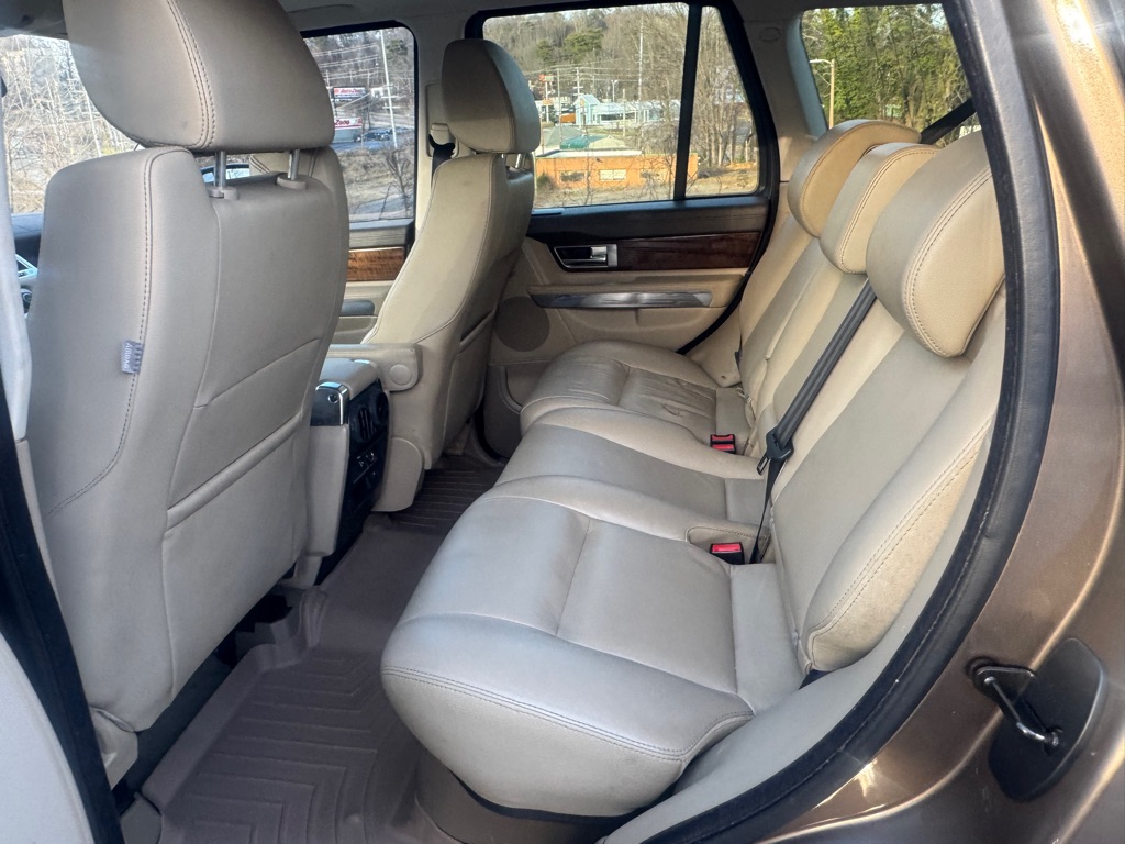 Photo 10 of this LAND ROVER RANGE ROVER SPO