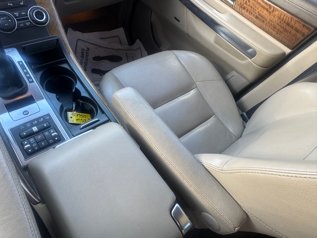Photo 19 of this LAND ROVER RANGE ROVER SPO