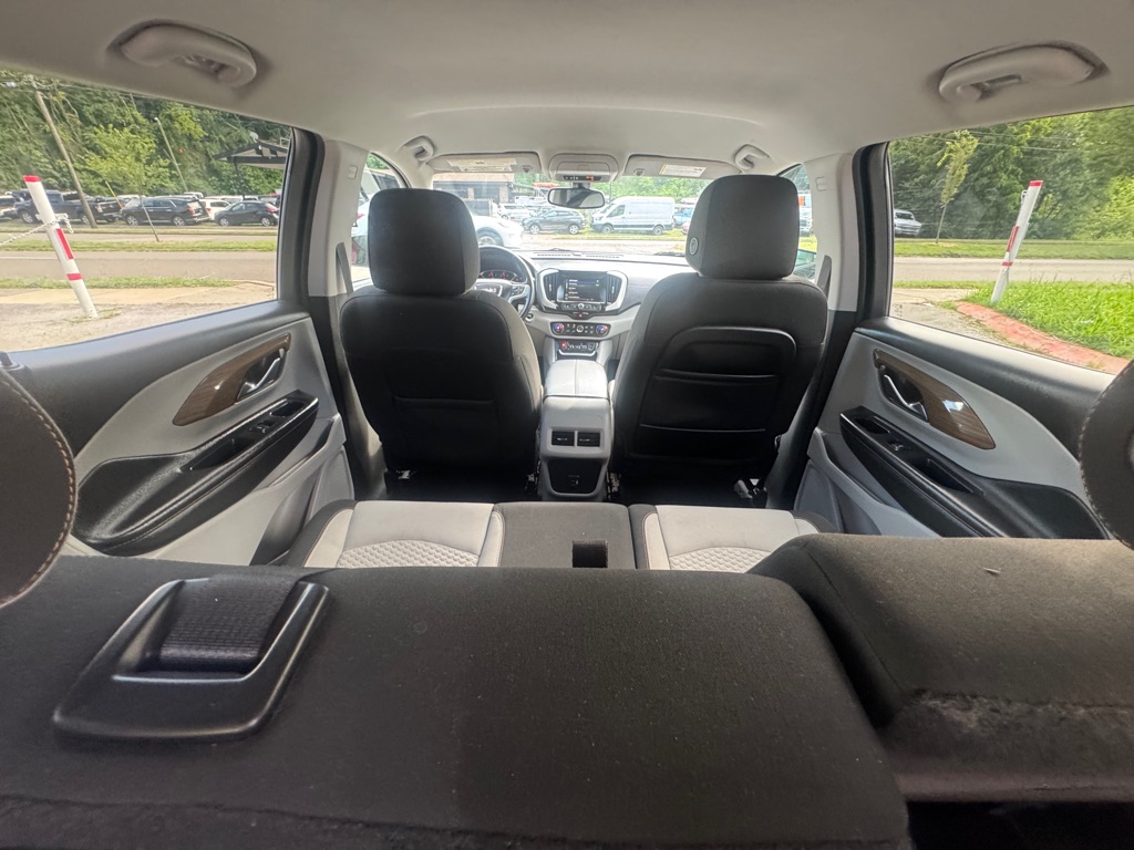 Photo 15 of this GMC TERRAIN
