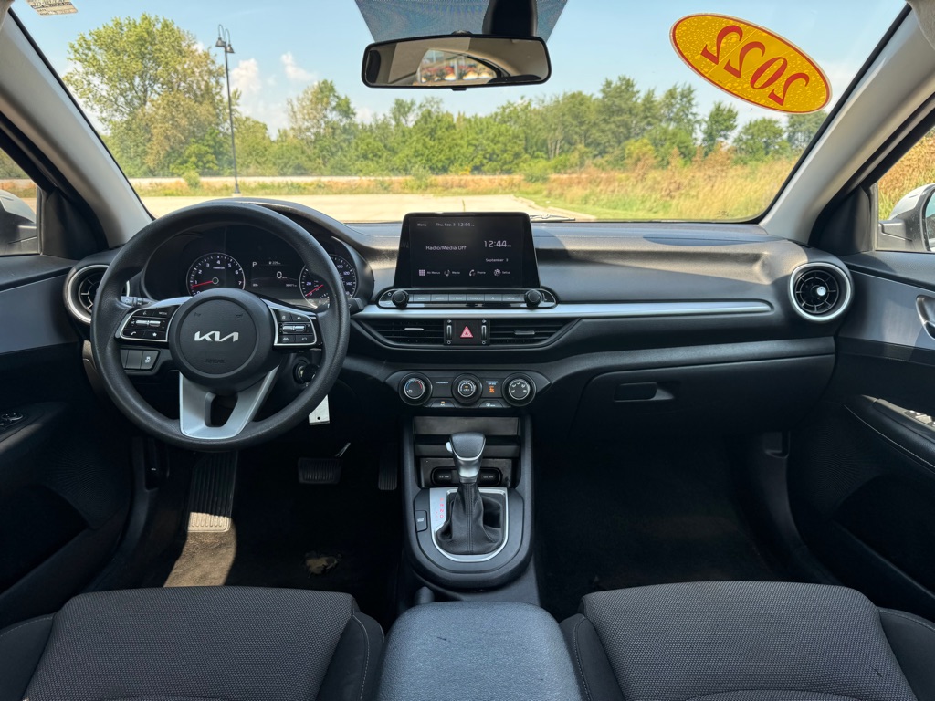 Photo 11 of this KIA FORTE