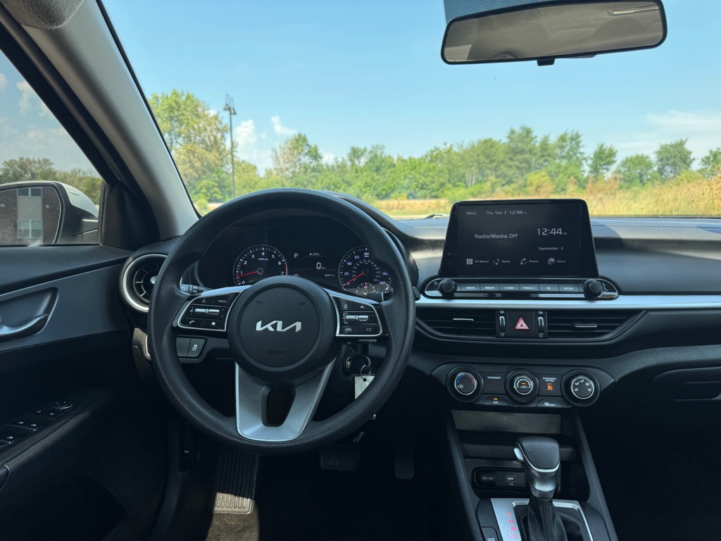 Photo 12 of this KIA FORTE