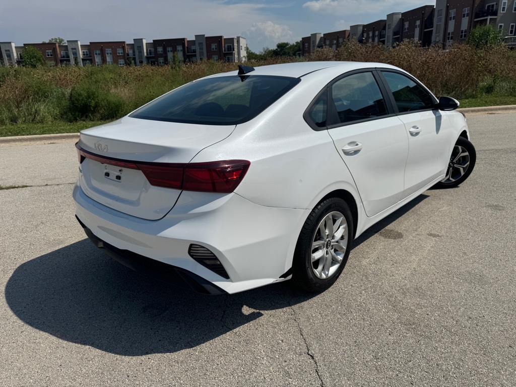 Photo 7 of this KIA FORTE