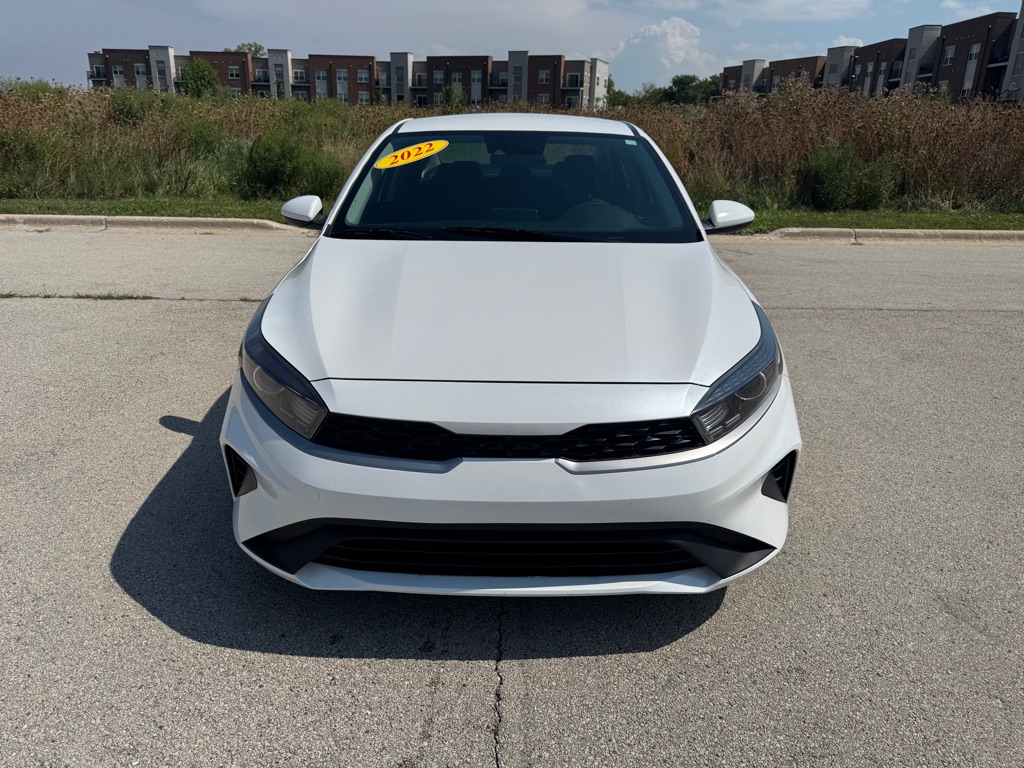 Photo 2 of this KIA FORTE