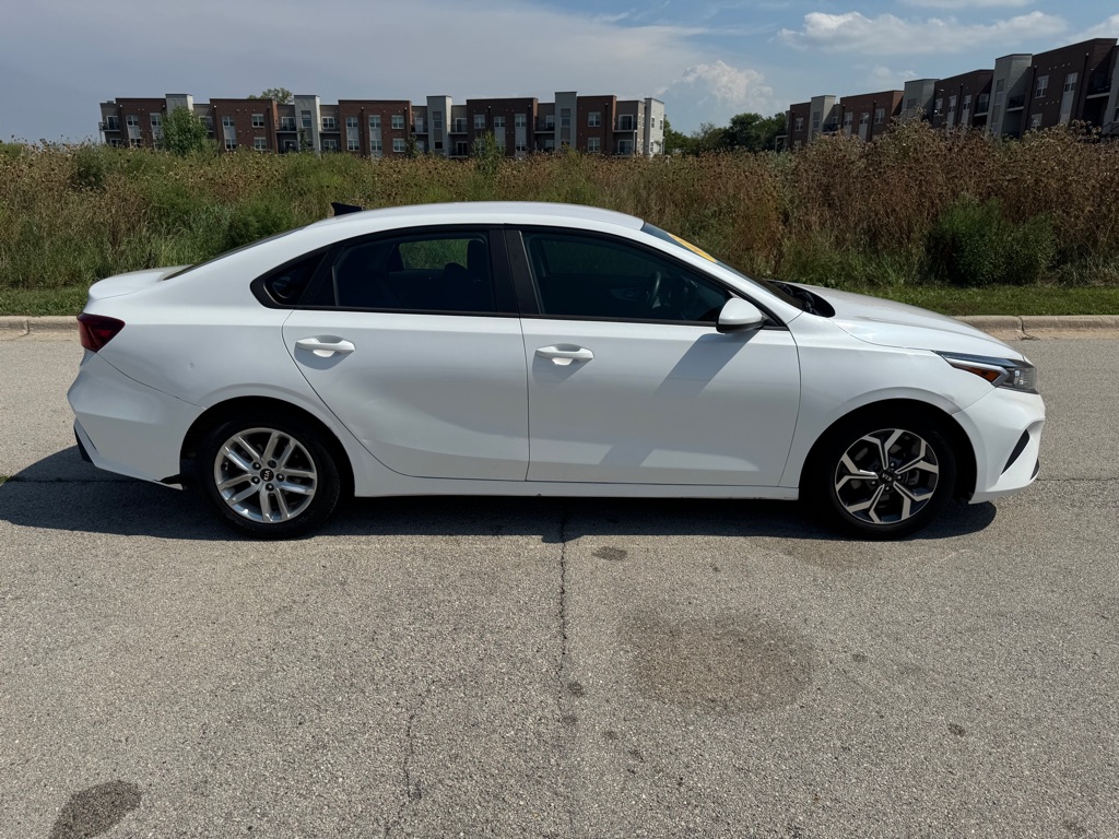 Photo 5 of this KIA FORTE
