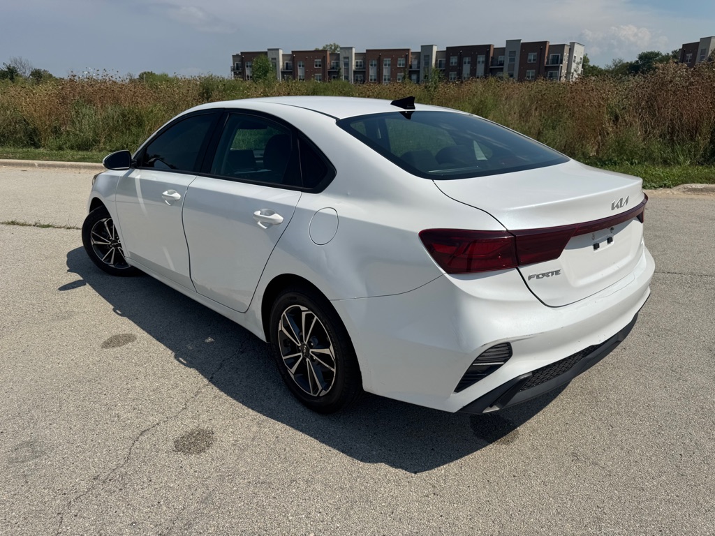 Photo 6 of this KIA FORTE