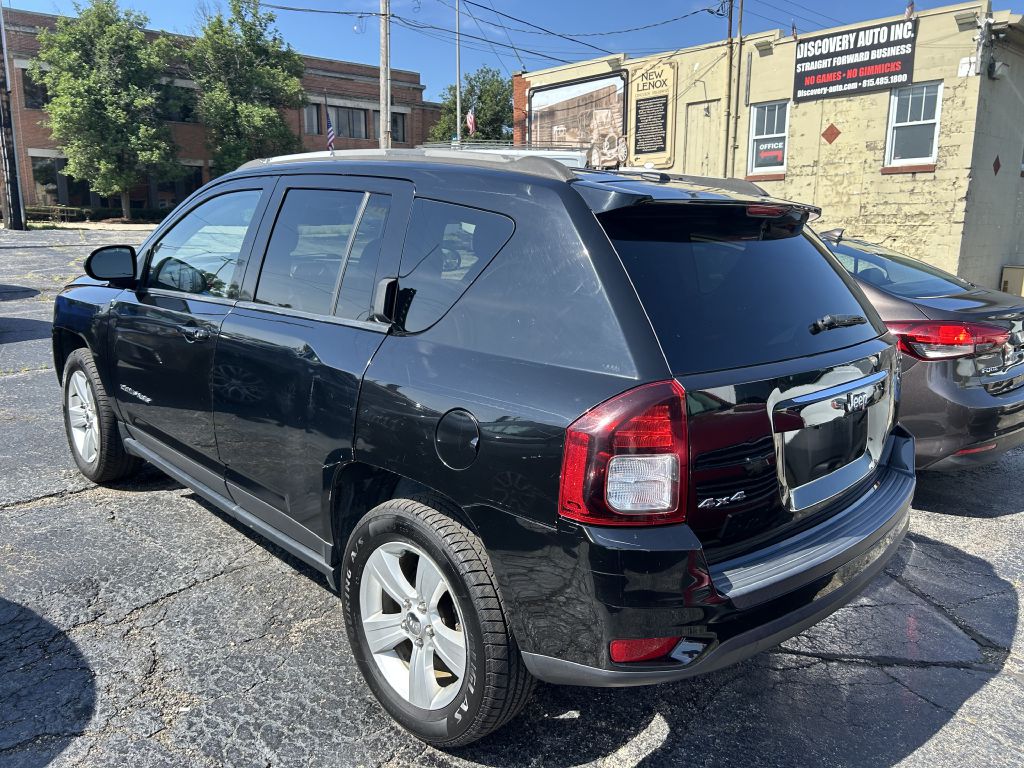 Photo 4 of this JEEP COMPASS