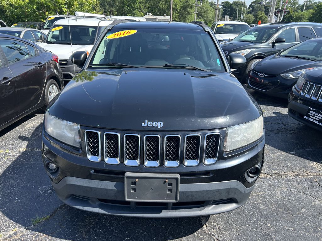 Photo 2 of this JEEP COMPASS