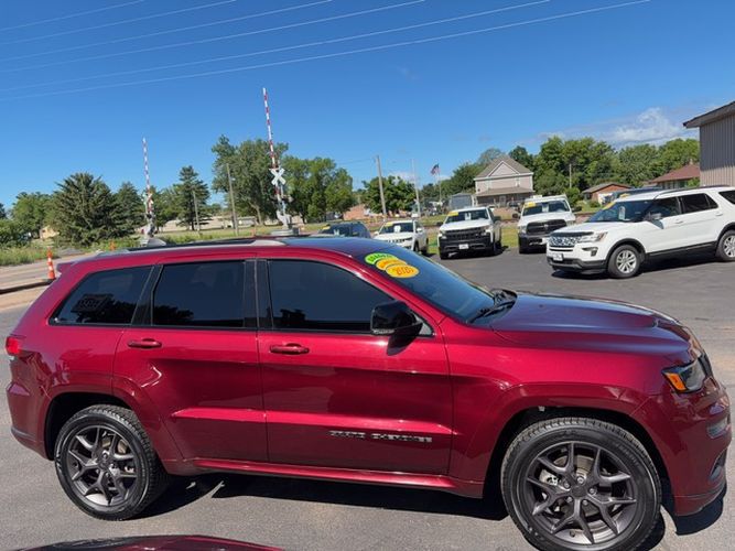 Photo 7 of this JEEP GRAND CHEROKEE