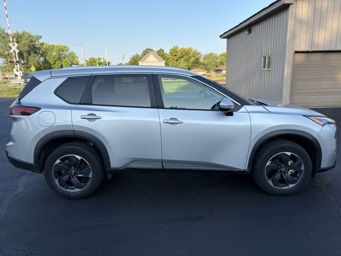 Photo 7 of this NISSAN ROGUE