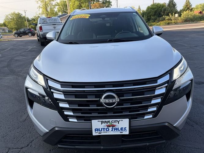 Photo 9 of this NISSAN ROGUE