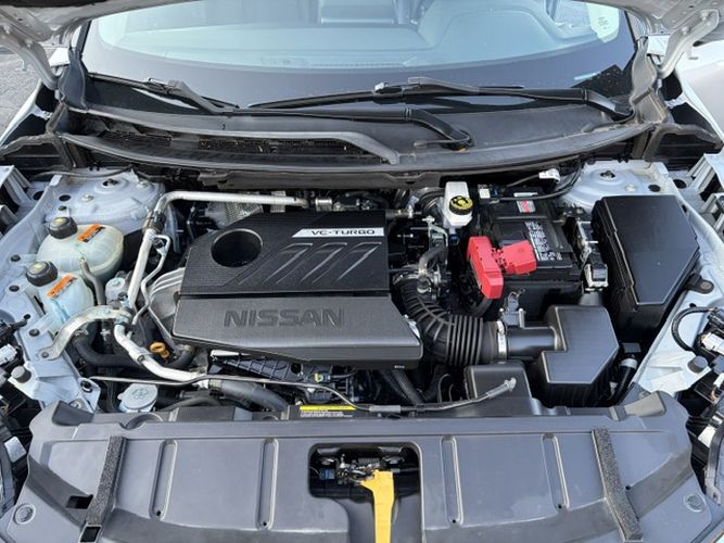 Photo 10 of this NISSAN ROGUE
