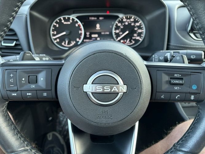 Photo 16 of this NISSAN ROGUE
