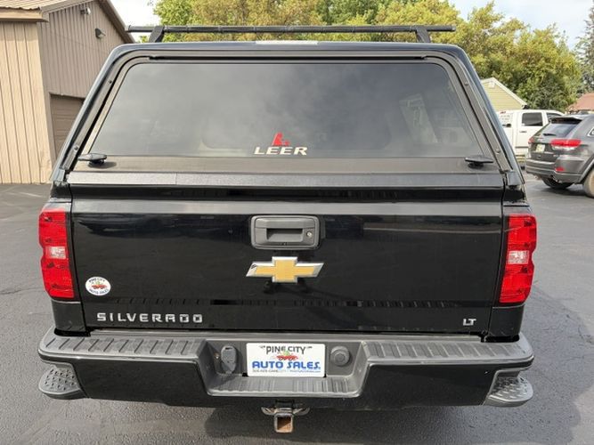 Photo 4 of this CHEVROLET SILVERADO 1500