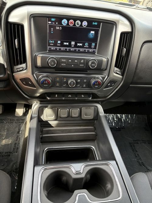 Photo 17 of this CHEVROLET SILVERADO 1500