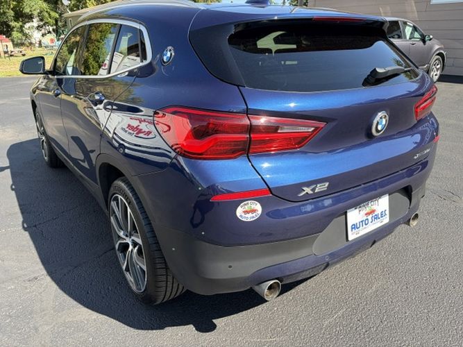 Photo 3 of this BMW X2