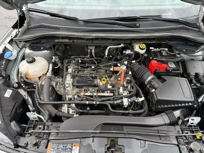 Photo 10 of this FORD ESCAPE