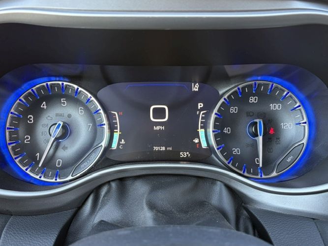 Photo 11 of this CHRYSLER PACIFICA