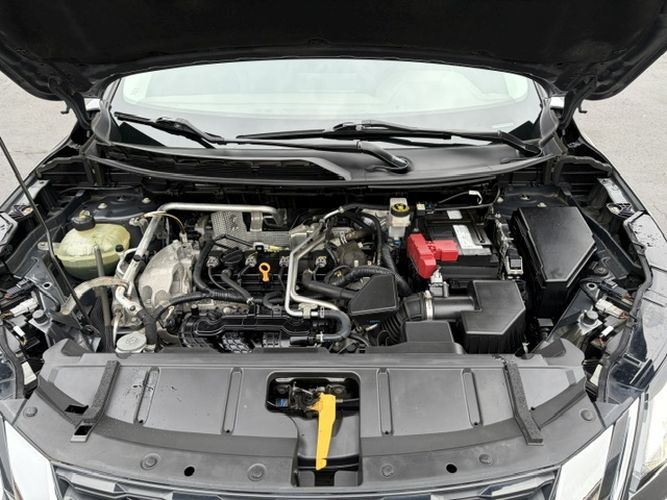 Photo 10 of this NISSAN ROGUE