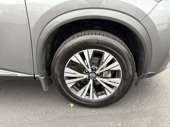 Photo 20 of this NISSAN ROGUE