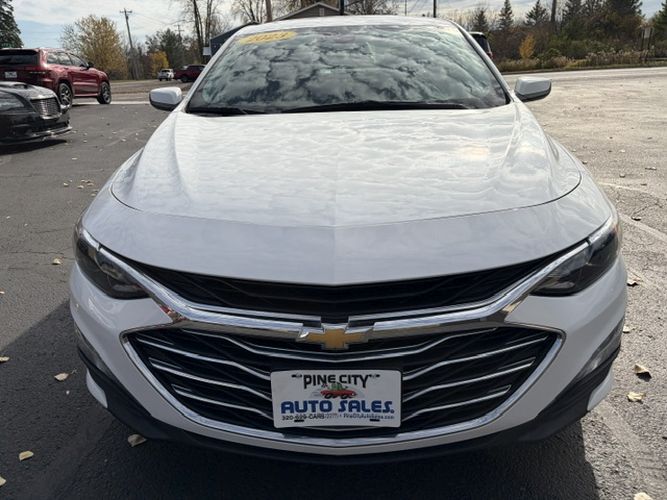 Photo 9 of this CHEVROLET MALIBU