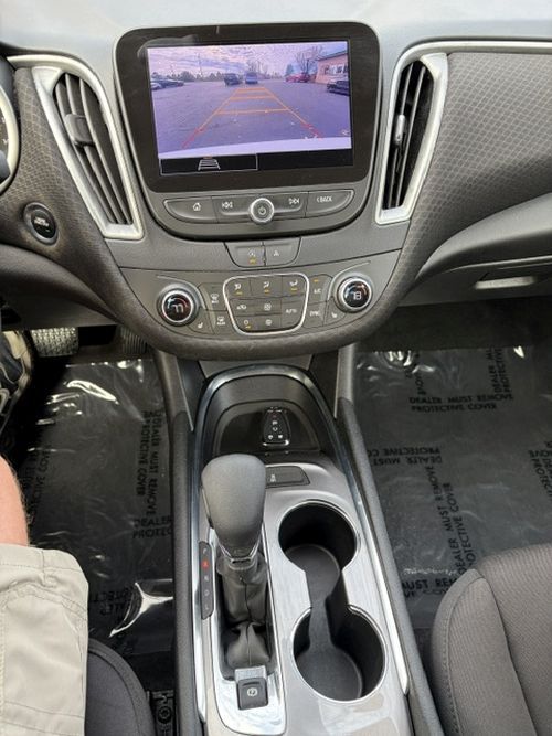Photo 17 of this CHEVROLET MALIBU