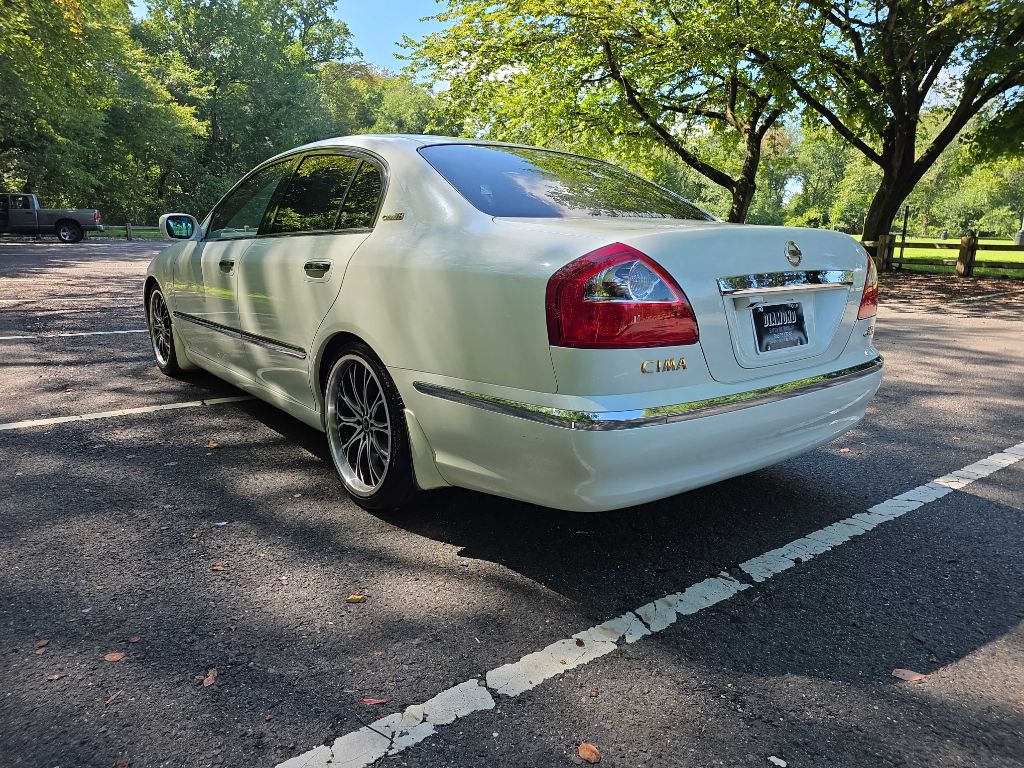 Photo 2 of this NISSAN CIMA