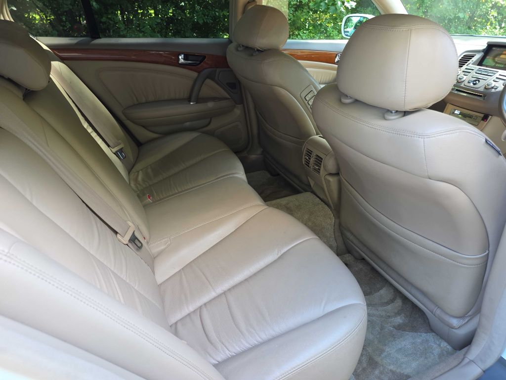 Photo 11 of this NISSAN CIMA