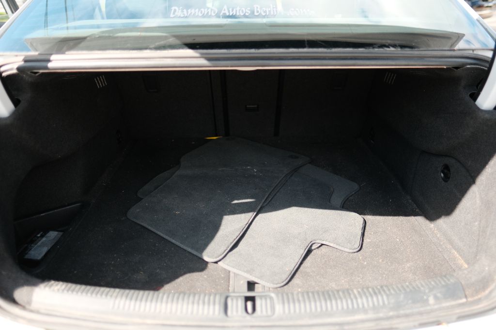 Photo 19 of this AUDI A3