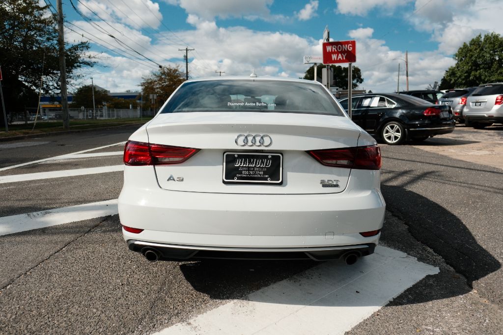 Photo 6 of this AUDI A3