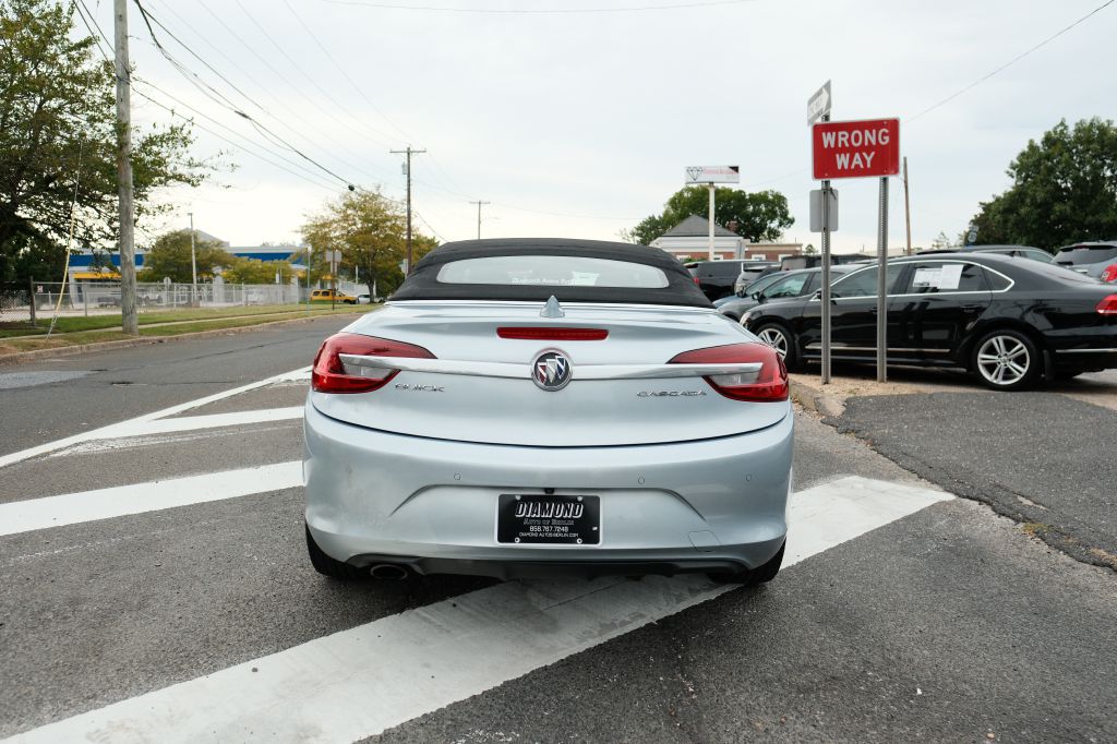 Photo 10 of this BUICK CASCADA