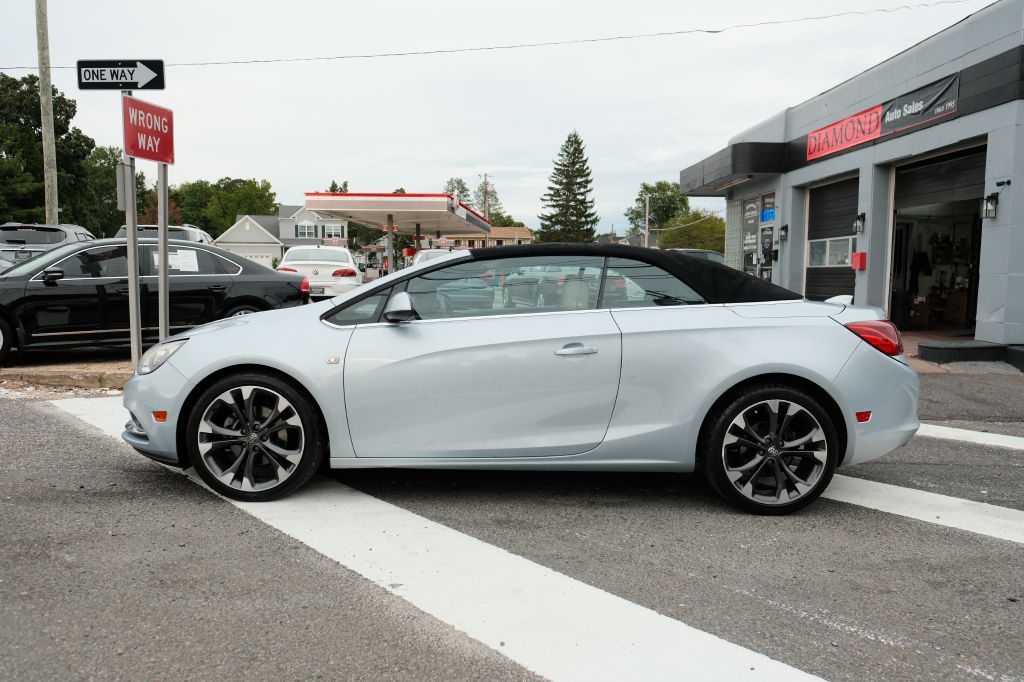 Photo 12 of this BUICK CASCADA