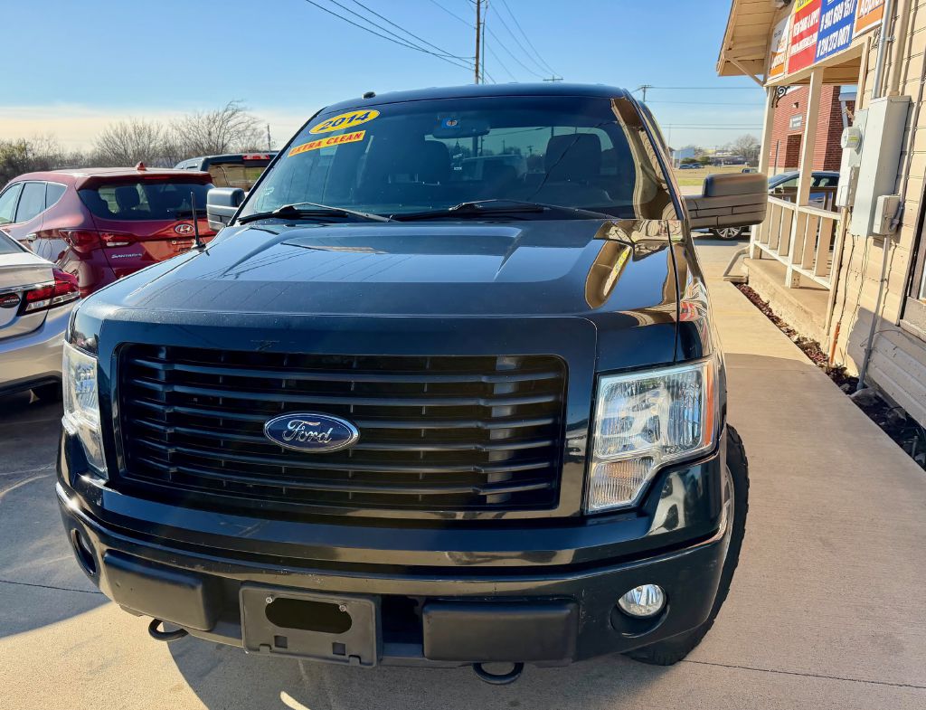 Photo 6 of this FORD F150