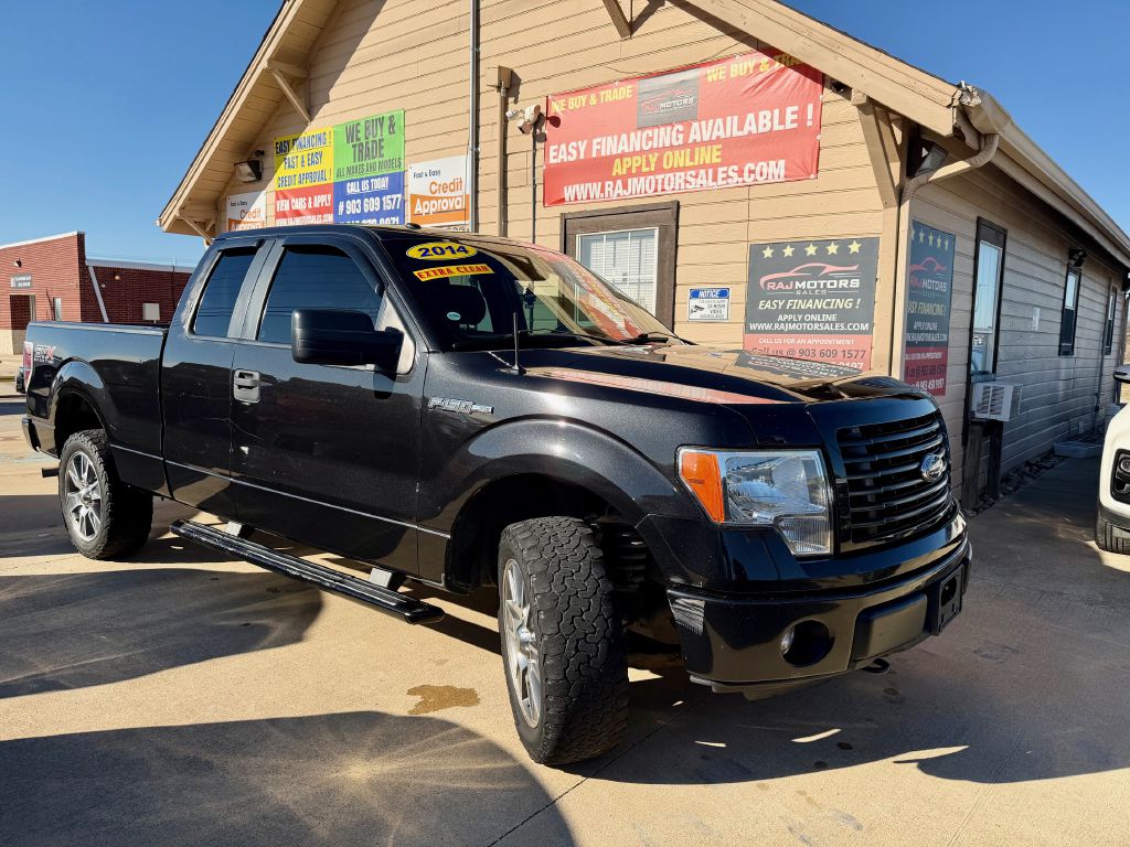 Photo 10 of this FORD F150