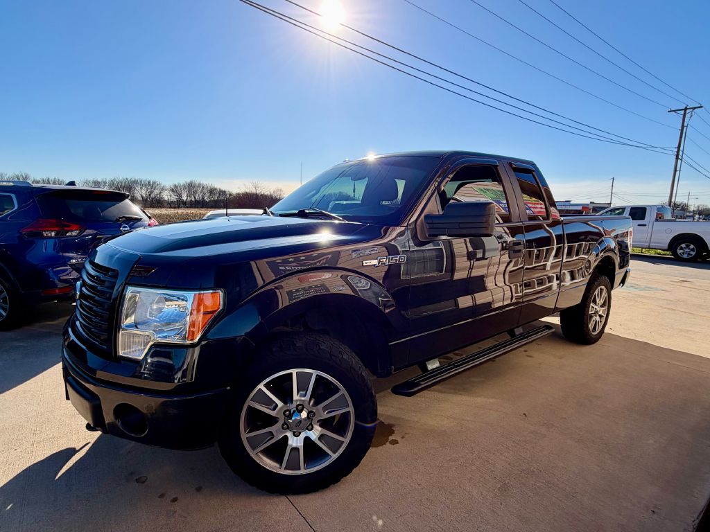 Photo 17 of this FORD F150