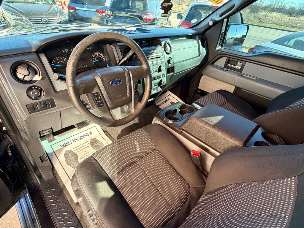 Photo 21 of this FORD F150