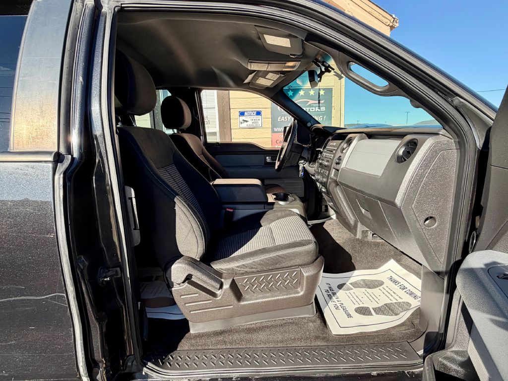 Photo 25 of this FORD F150