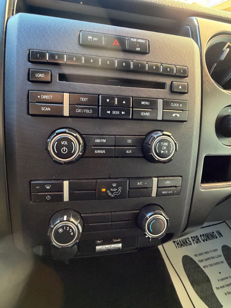 Photo 36 of this FORD F150