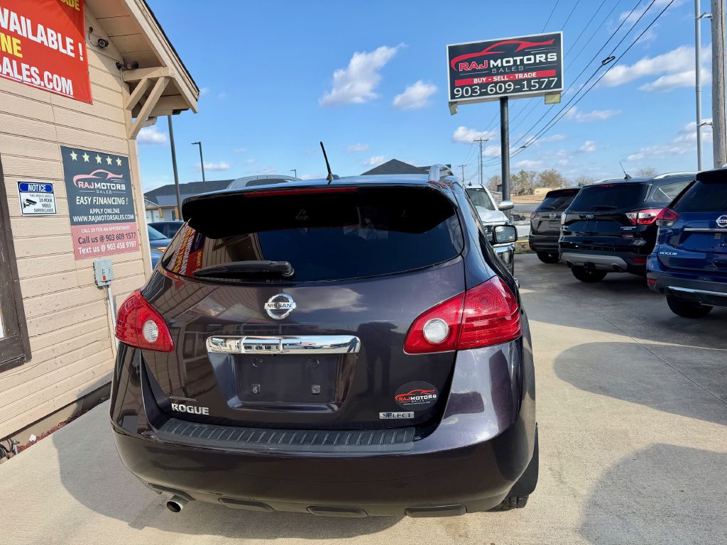 Photo 9 of this NISSAN ROGUE SELECT