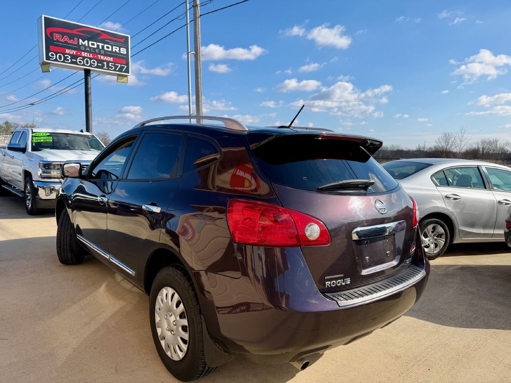 Photo 12 of this NISSAN ROGUE SELECT