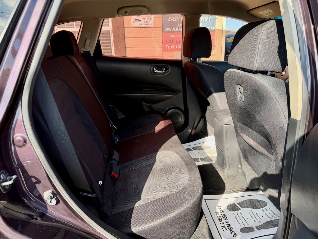 Photo 22 of this NISSAN ROGUE SELECT
