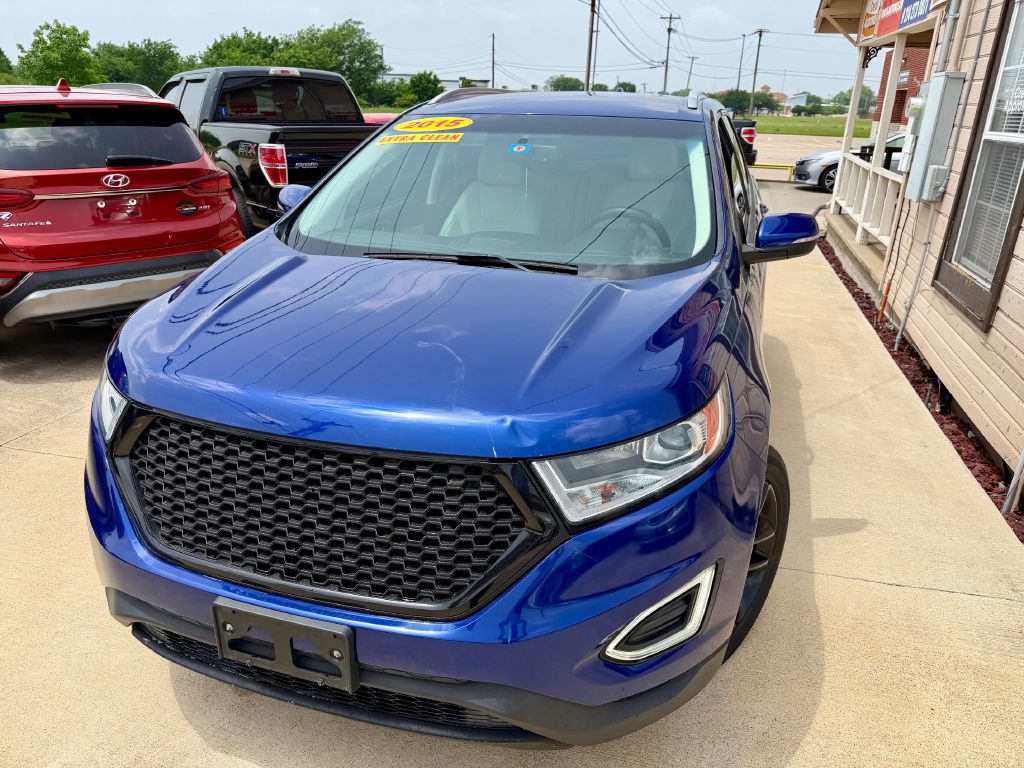 Photo 4 of this FORD EDGE