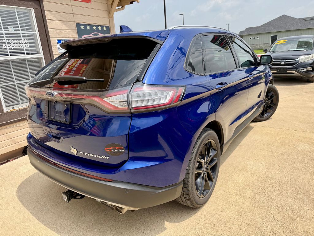 Photo 9 of this FORD EDGE