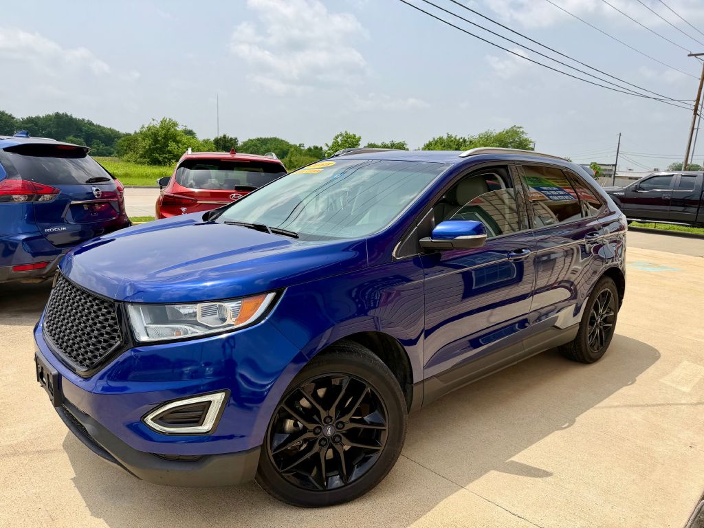 Photo 13 of this FORD EDGE