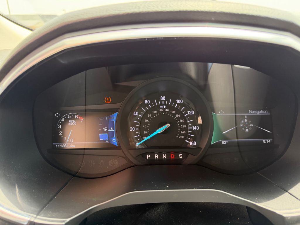 Photo 30 of this FORD EDGE