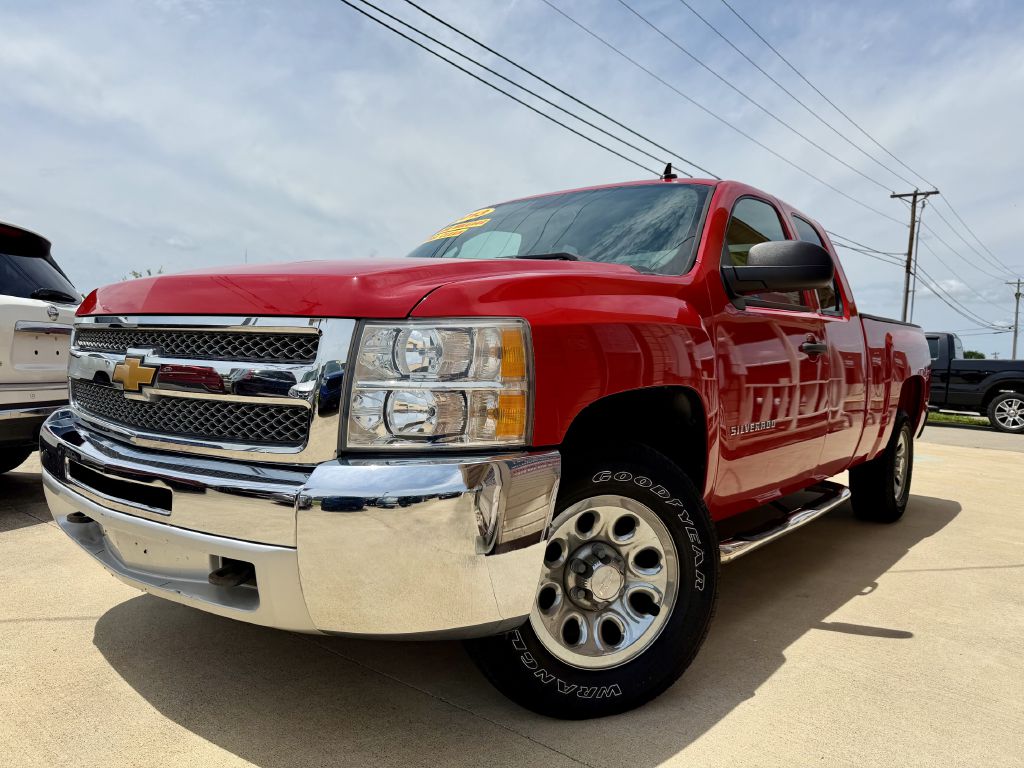 Photo 2 of this CHEVROLET SILVERADO 1500