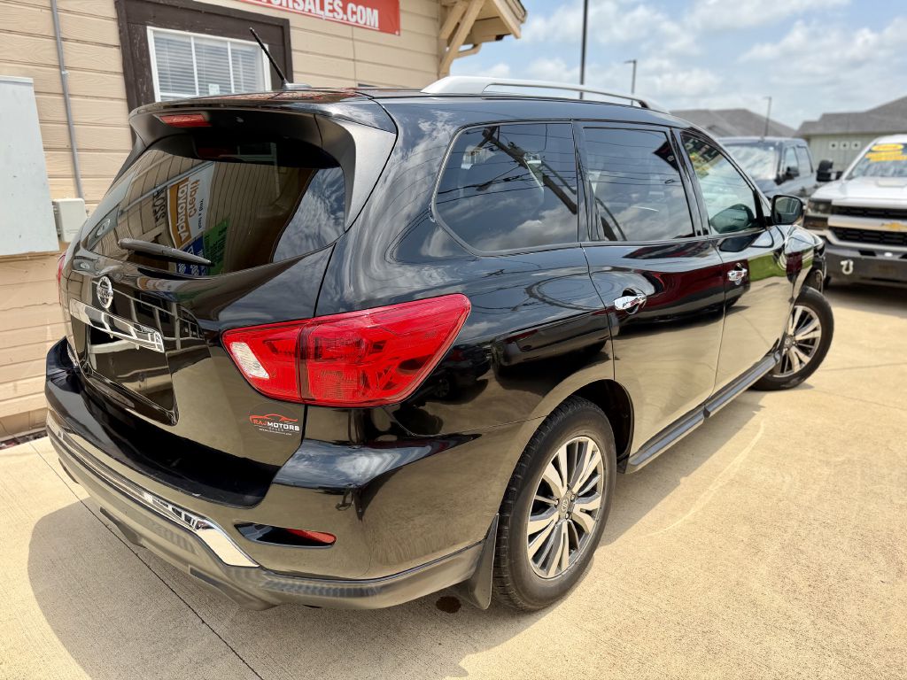 Photo 11 of this NISSAN PATHFINDER