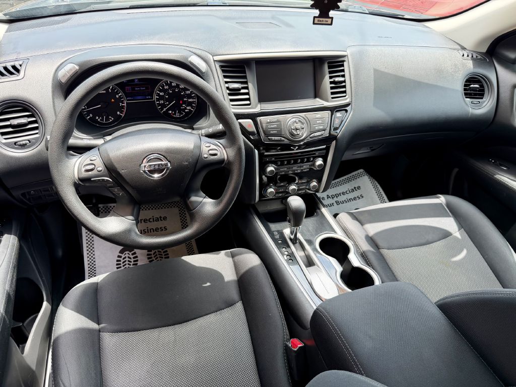 Photo 23 of this NISSAN PATHFINDER