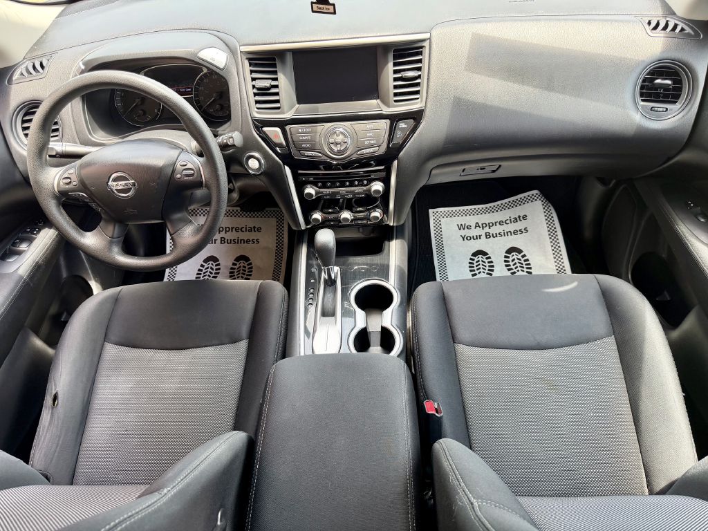 Photo 27 of this NISSAN PATHFINDER