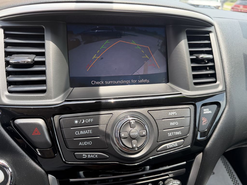 Photo 31 of this NISSAN PATHFINDER