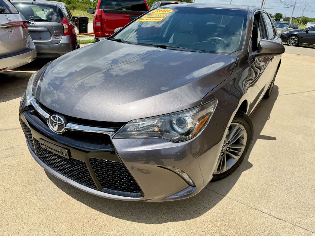 Photo 4 of this TOYOTA CAMRY